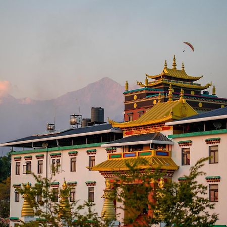 Chokling Arthouse - The Treasure Of Himalayas Hotel Bir  Ngoại thất bức ảnh