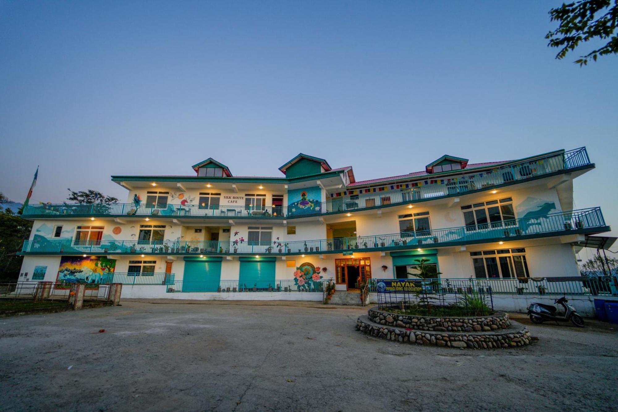 Chokling Arthouse - The Treasure Of Himalayas Hotel Bir  Ngoại thất bức ảnh